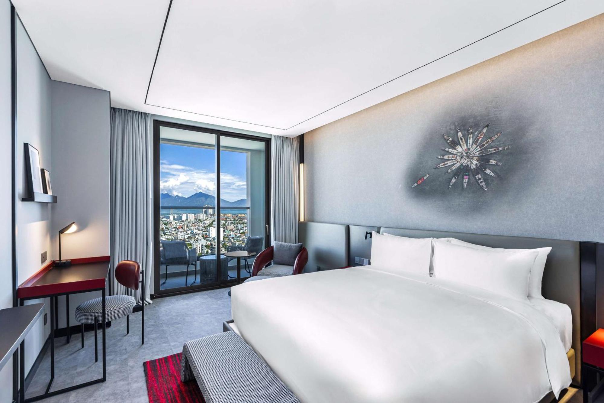 Hotel Radisson Red Danang Zewnętrze zdjęcie